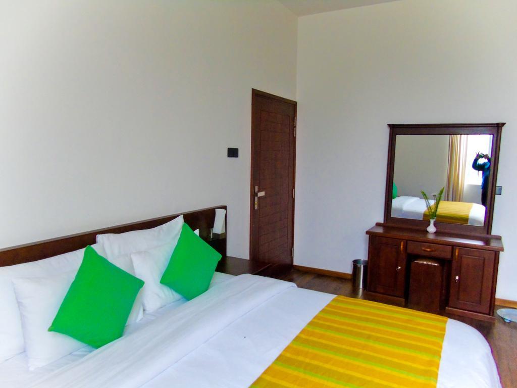Villa Cassandra Nuwara Eliya Exteriör bild
